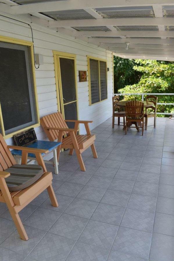 Lydia'S Guesthouse Placencia Экстерьер фото